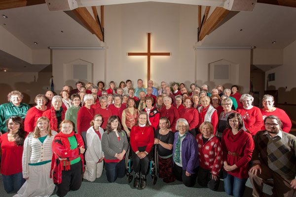 Chorus sings in the Christmas season
