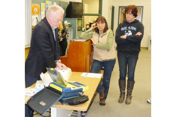 School district gains AEDs
