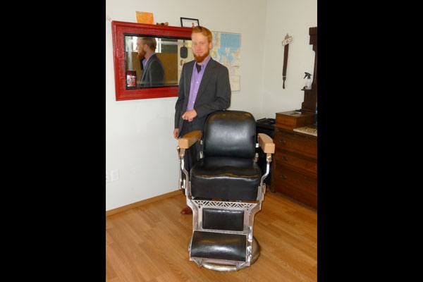 Barber likes ‘good ole days’ in Carlsborg