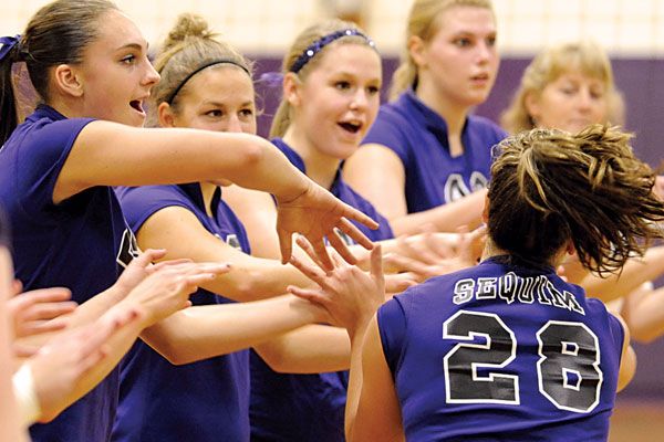 Sequim opens league slate with Ws
