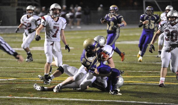 West overwhelms Wolves