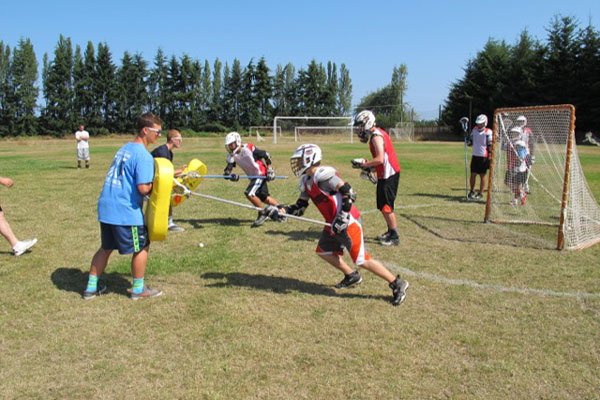 Lacrosse clinic helps hone 30 players’ skills