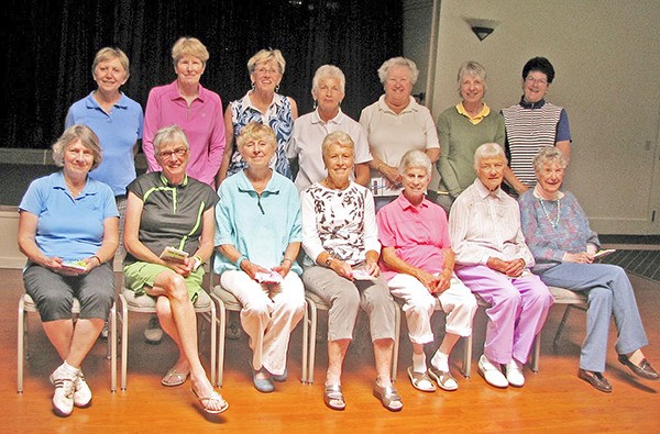 Past captains of the Sunland Women’s Golf Association include (back row