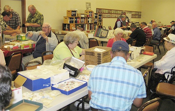 Collectors from the Northwest gather to buy