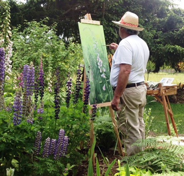 David Willis busy with plein air painting.