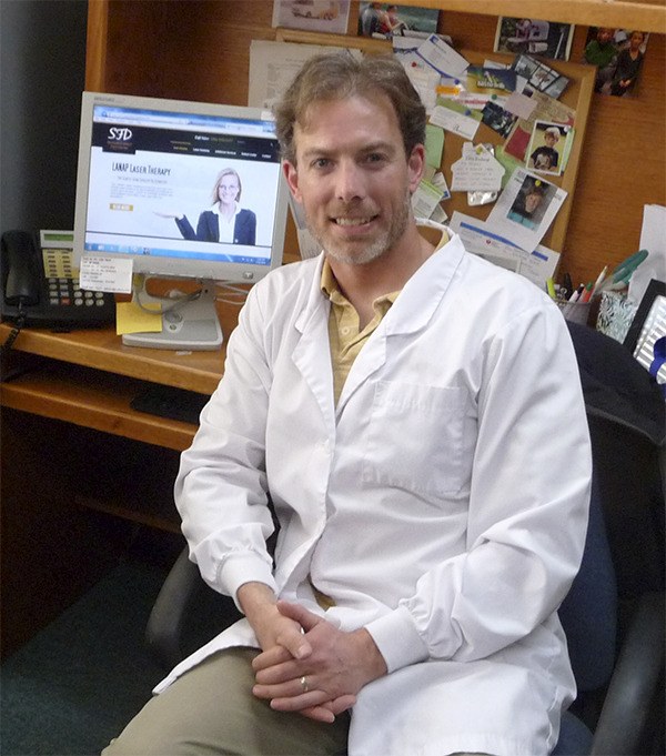 Dr. Nathan Gelder recently launched a new website