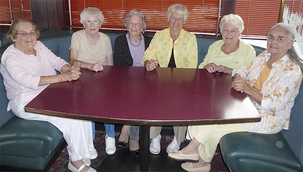 From left are Dorothy Daniels Ludke