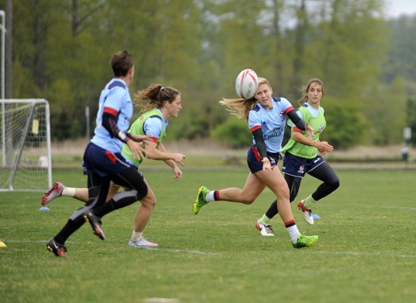 Rochelle Stephens passes in a practice for the U.S. Women’s Rugby Eagles team on April 12 at the Albert Haller Playfields.