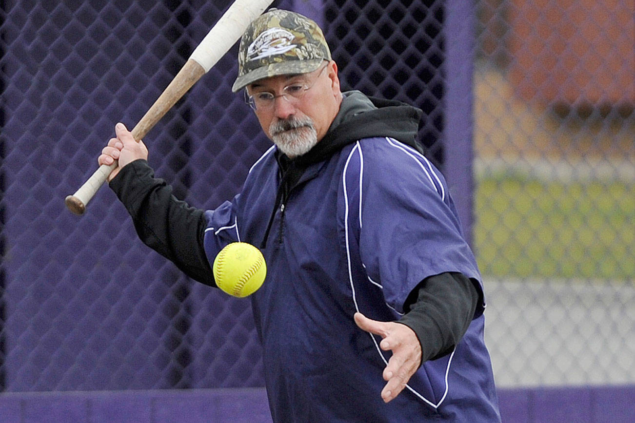 New head coach Lusk leads Wolves into fastpitch season