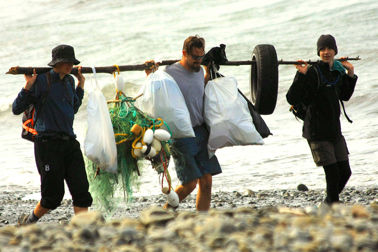 CoastSavers seeking volunteers to help clean Washington beaches