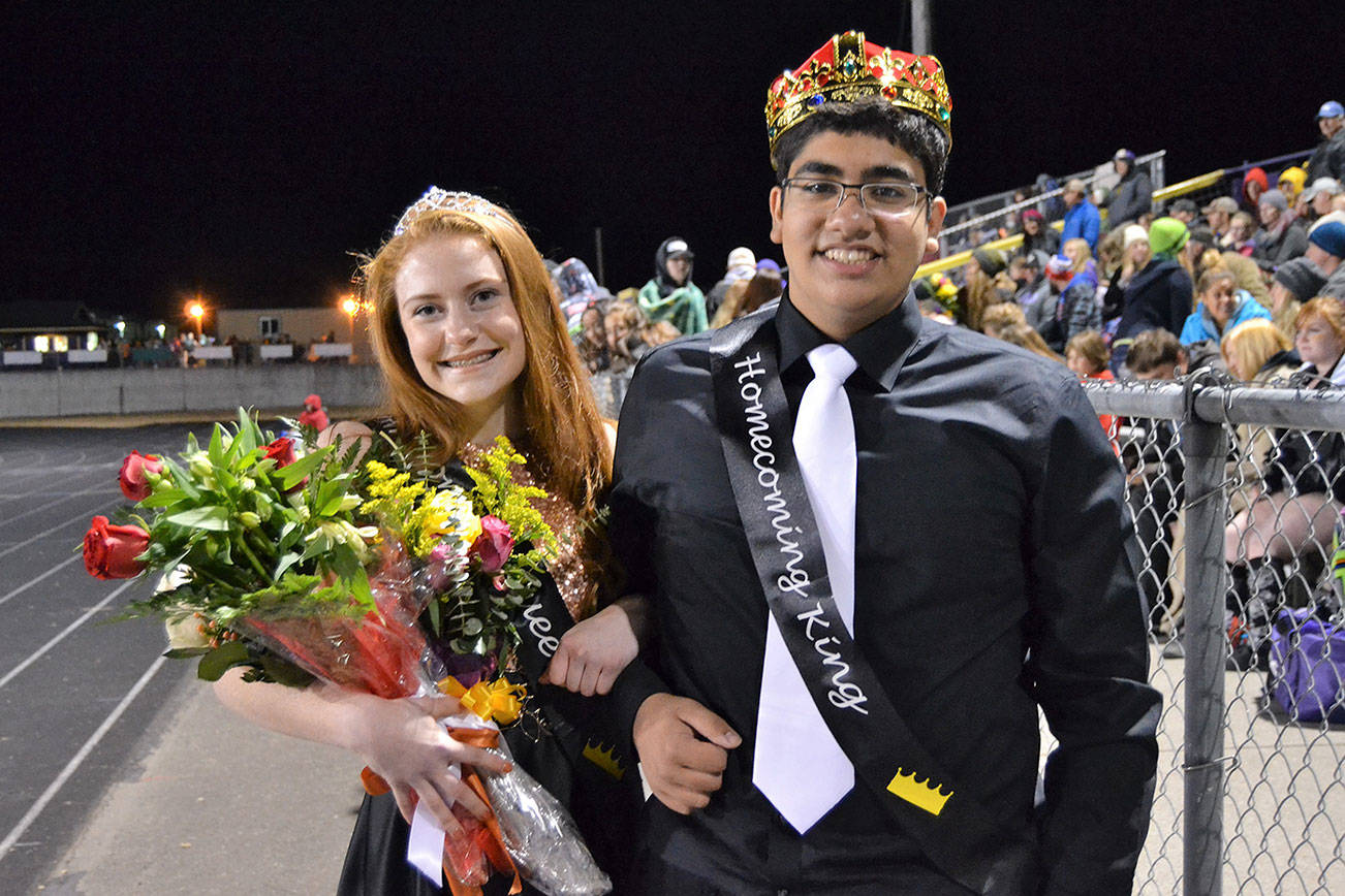 Sequim crowns its Homecoming king and queen