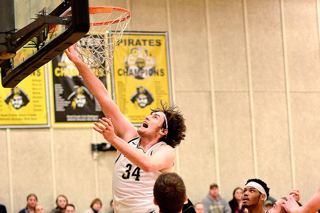 College basketball: Peninsula men earn split at First Federal Pirate Classic