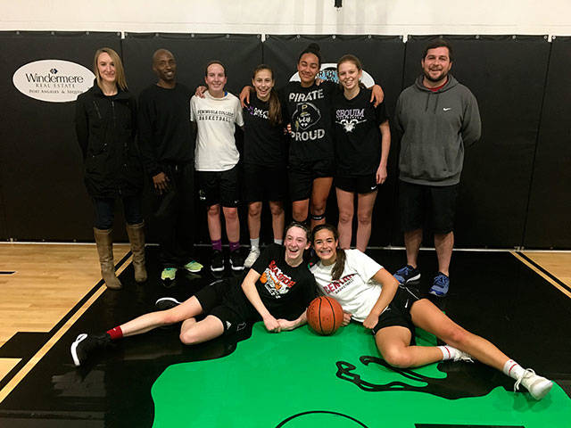 Sequim hoopsters get extra training