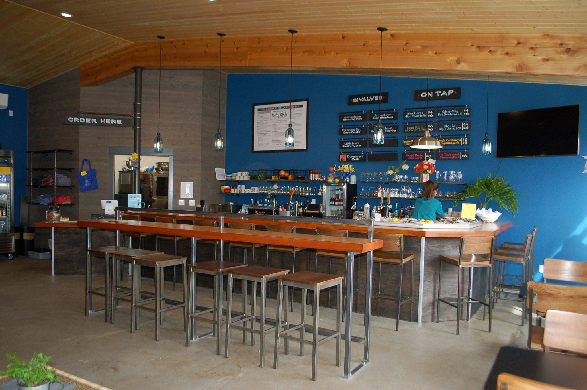 Salty Girls serves up seafood, drinks and more Sequim Gazette