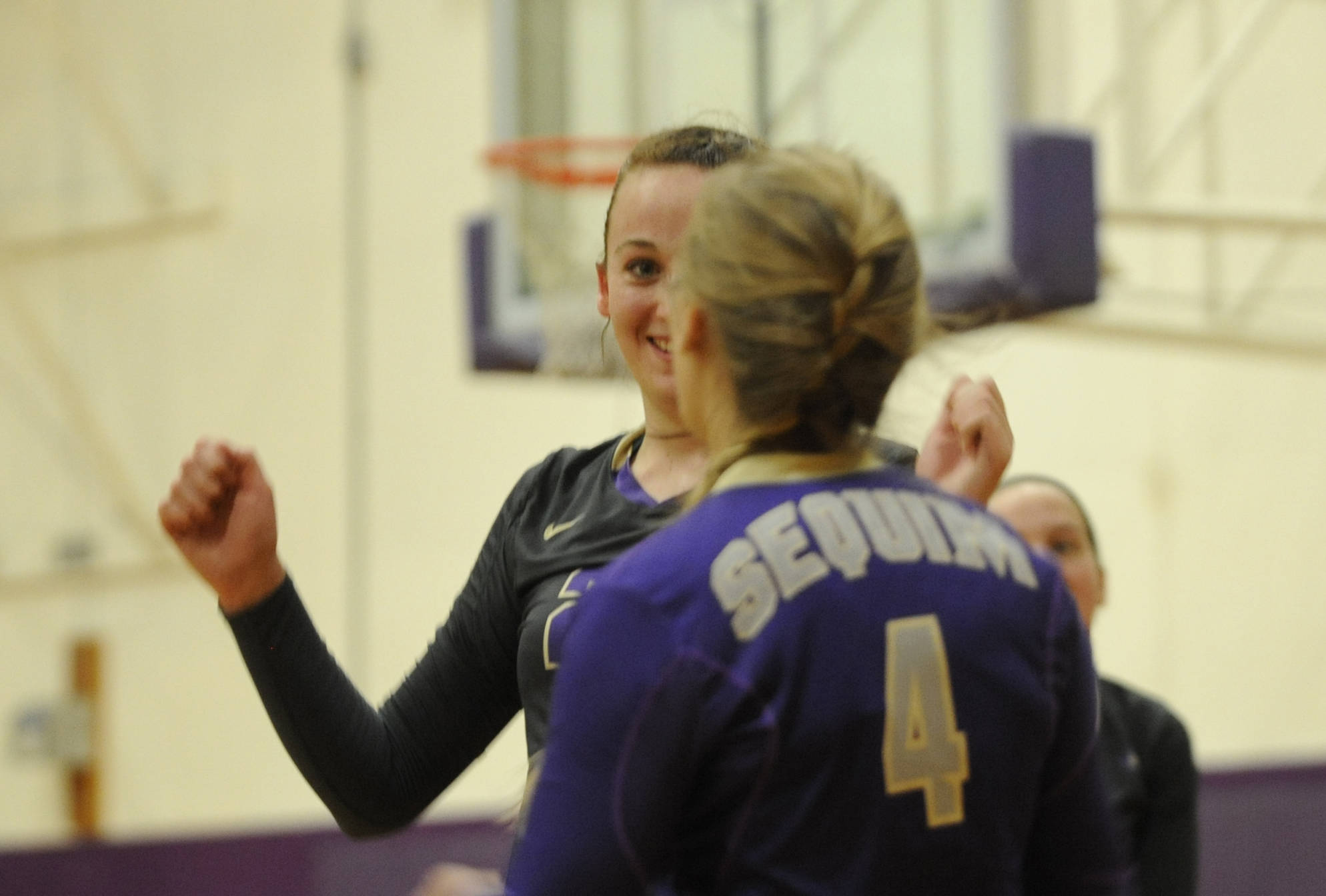 Sequim’s Tayler Breckenridge, background, was an all-Olympic League First Team player in 2017. Sequim Gazette file photo by Michael Dashiell