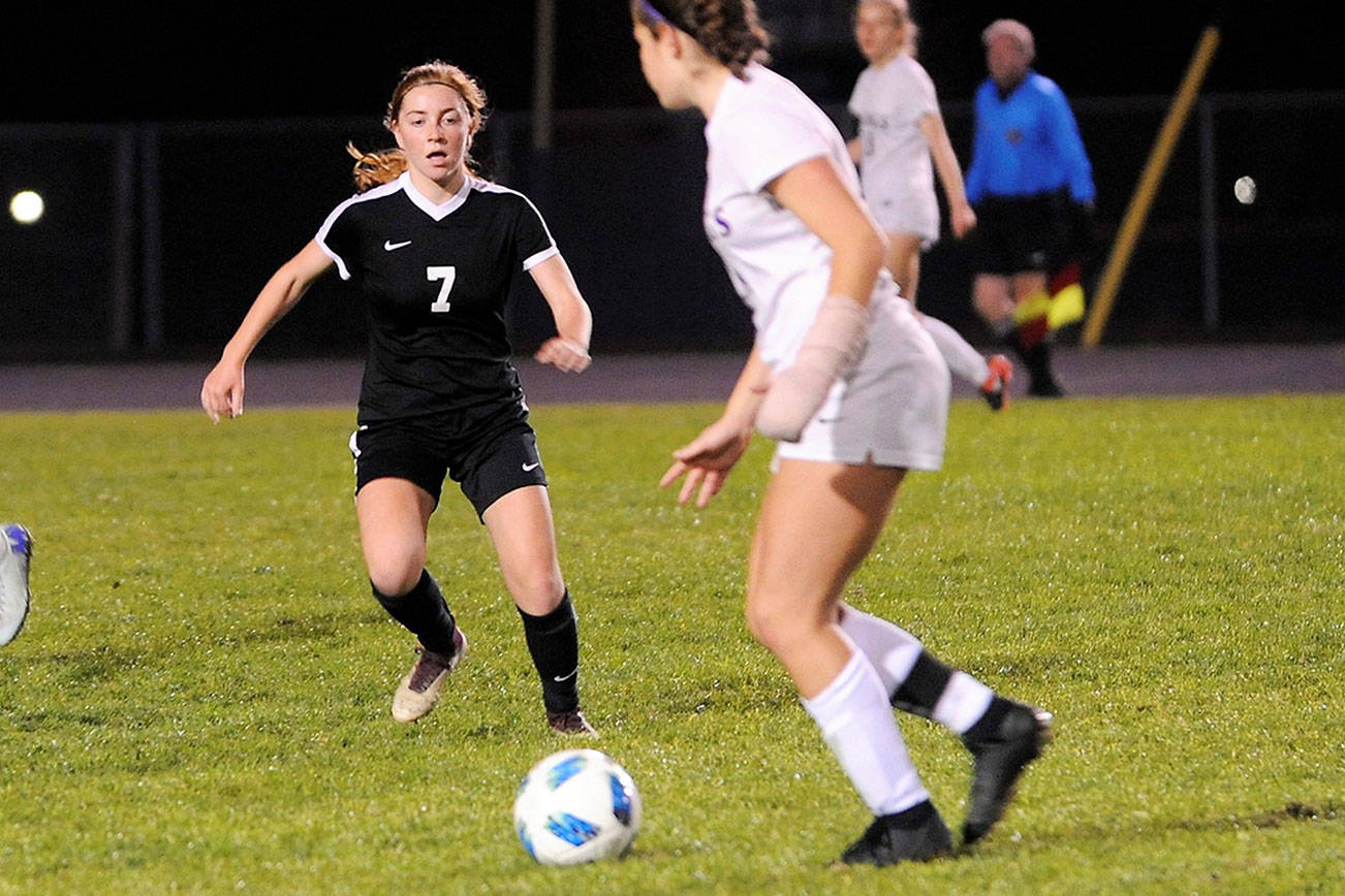 Girls soccer: Sequim shuts out NK to stay in playoff hunt