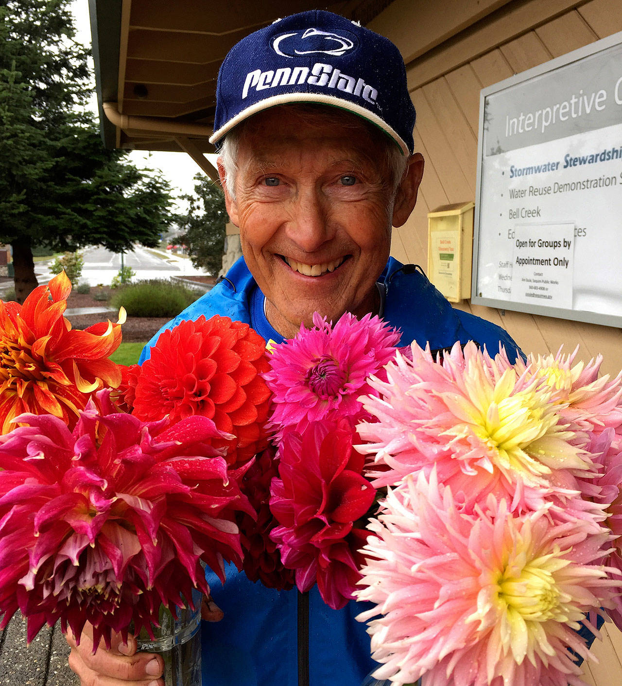 Learn how to prep your dahlias at Sequim work party this Saturday