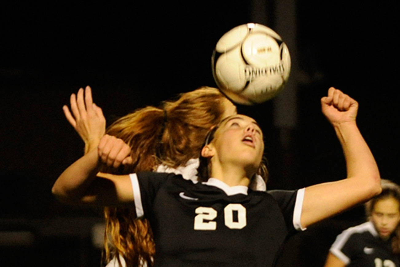 Girls soccer: Wolves drop heartbreaker in first state playoff game