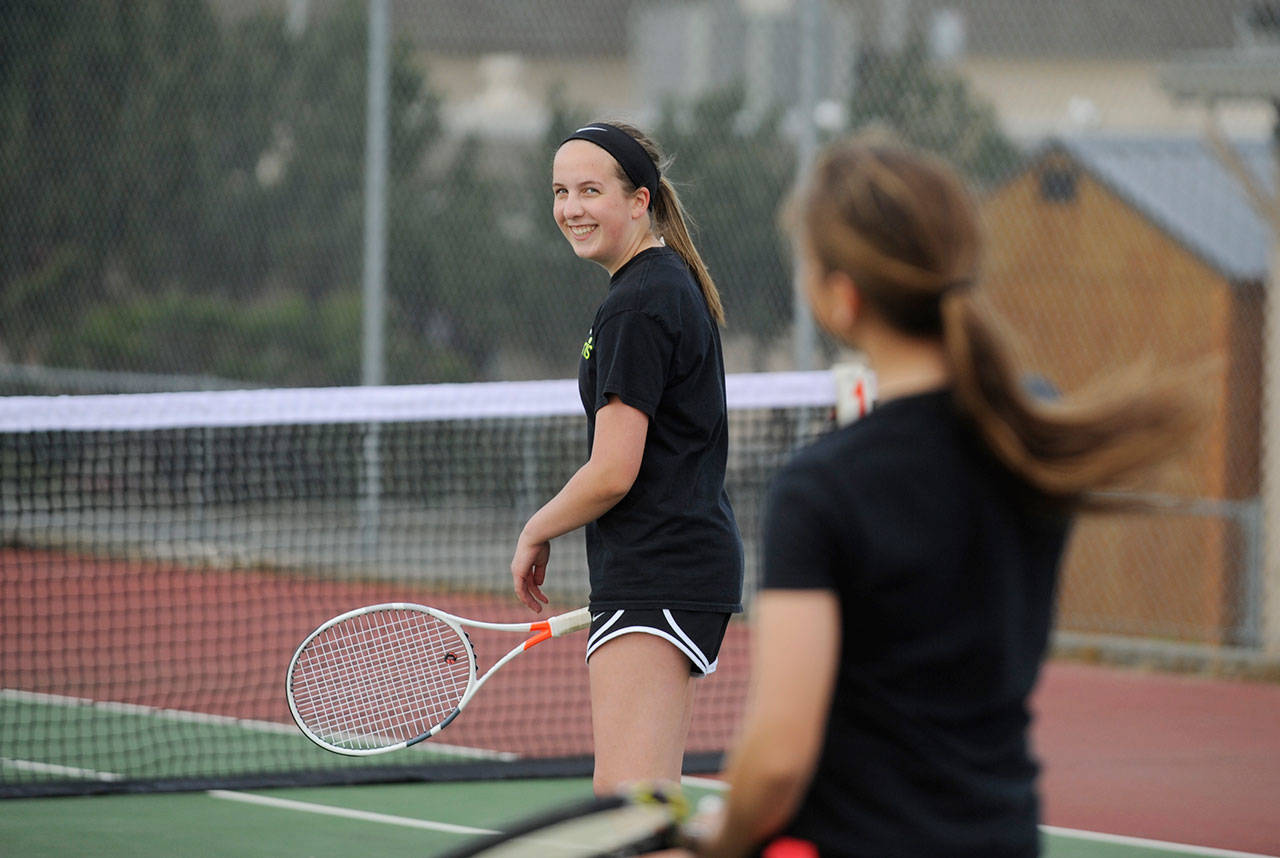 Spring sports preview: Wolves’ girls tennis squad to battle for league, postseason wins