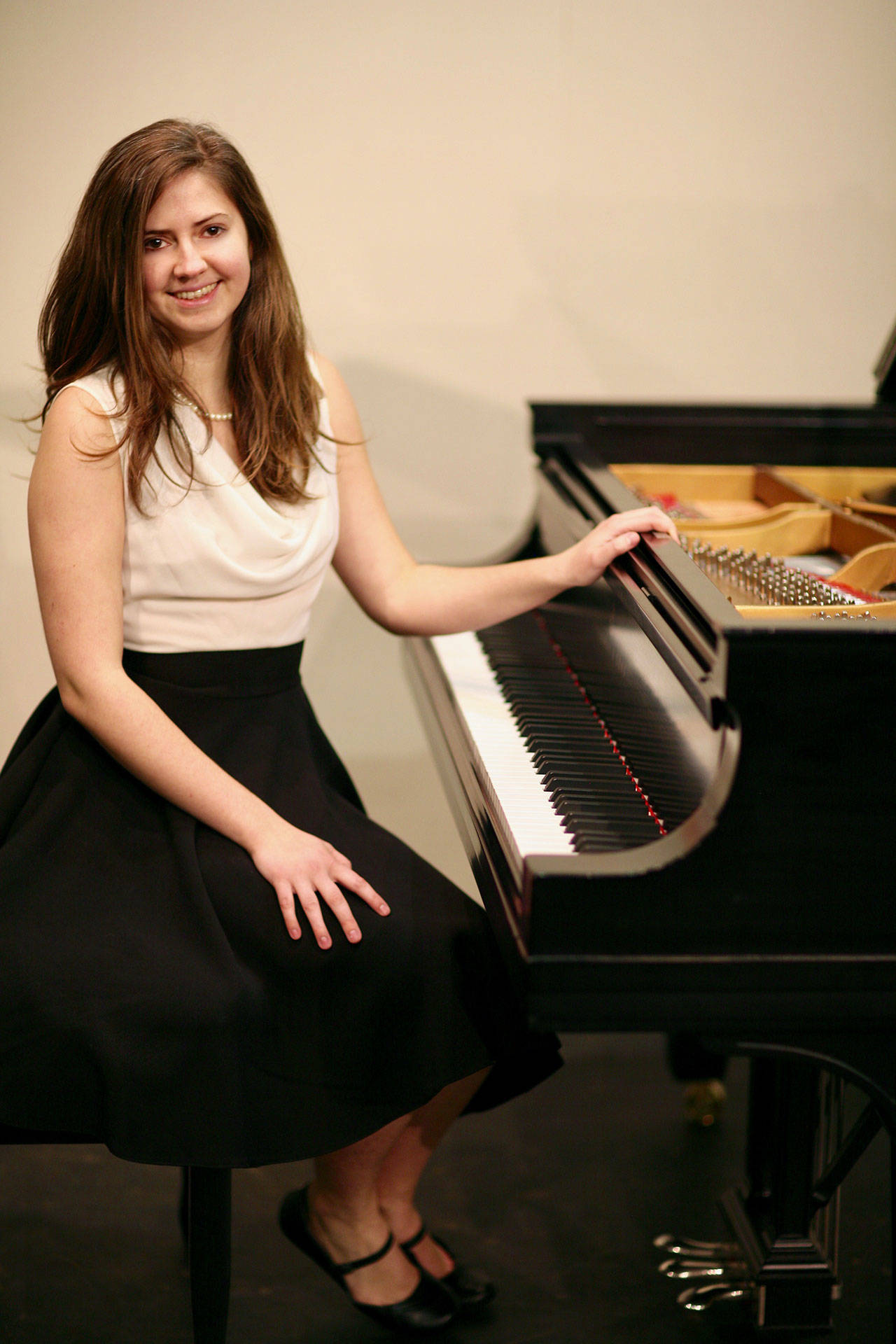 Heidi Fivash, a classical pianist and soprano, performs at 1 p.m. Tuesday, May 14, at St. Luke’s Episcopal Church’s Music Live at One. Photo courtesy of Heidi Fivash