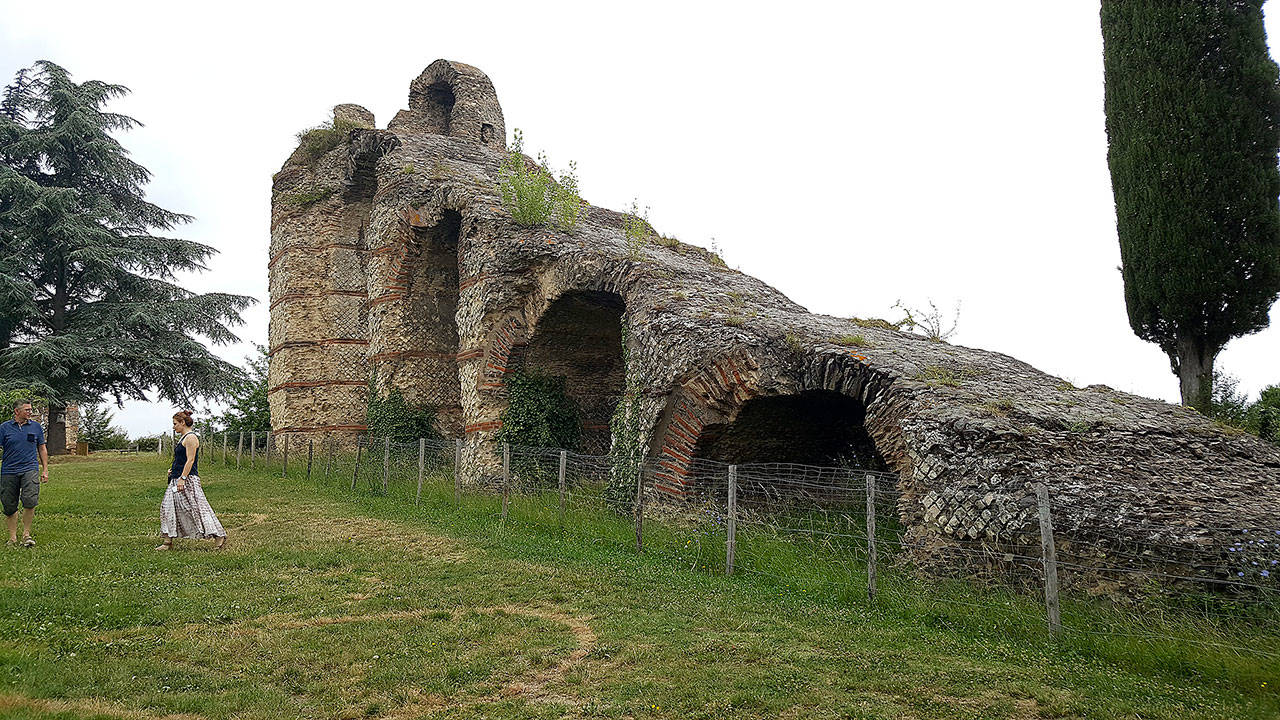 The beginning of an inverted siphon on the Aqueduc du Gier in Chaponost, France. Photo by Ann Soule