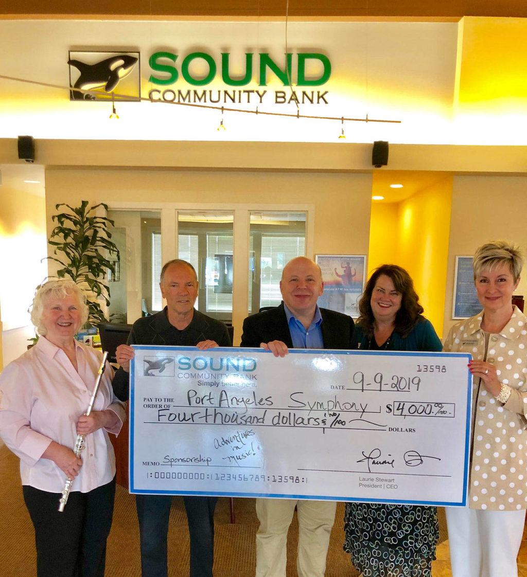 Milestone Sound Community Bank gives to Adventures in Music program