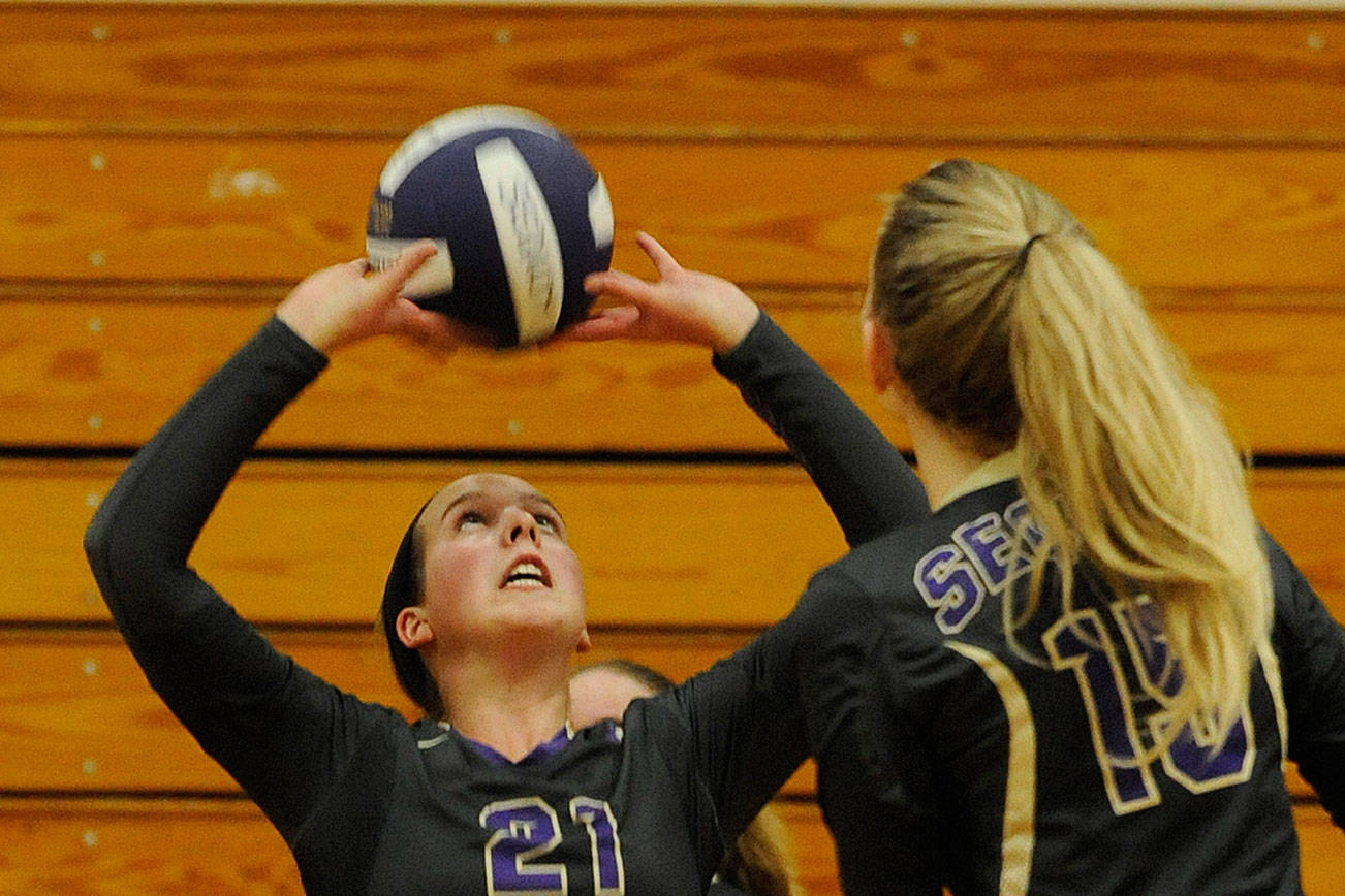 Volleyball: Wolves split with Bremerton, Olympic