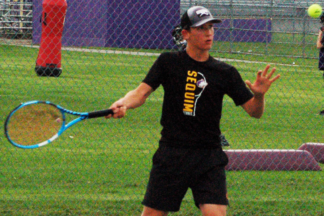 Sophomore Connor Bear, pictured during a Sept. 26 match against North Kingston, impressed with a 2-1 personal record over the past week. Bear is one of the players that head coach Mark Textor has praised several times this season for his continued and significant development. Sequim Gazette photo by Conor Dowley