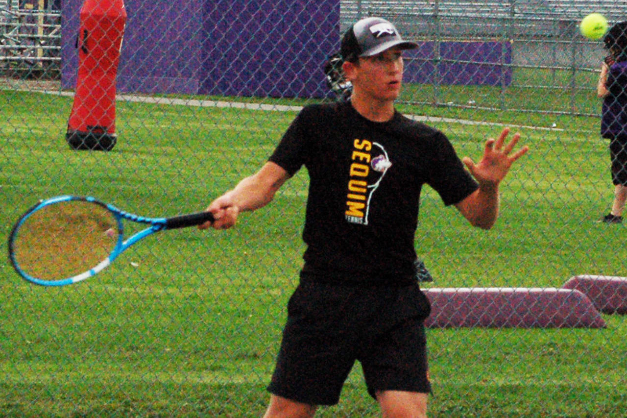 Sophomore Connor Bear, pictured during a Sept. 26 match against North Kingston, impressed with a 2-1 personal record over the past week. Bear is one of the players that head coach Mark Textor has praised several times this season for his continued and significant development. Sequim Gazette photo by Conor Dowley