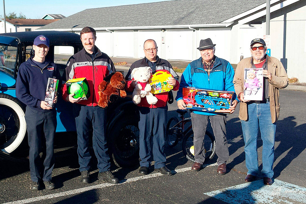 Milestone: Car club makes annual toy donation