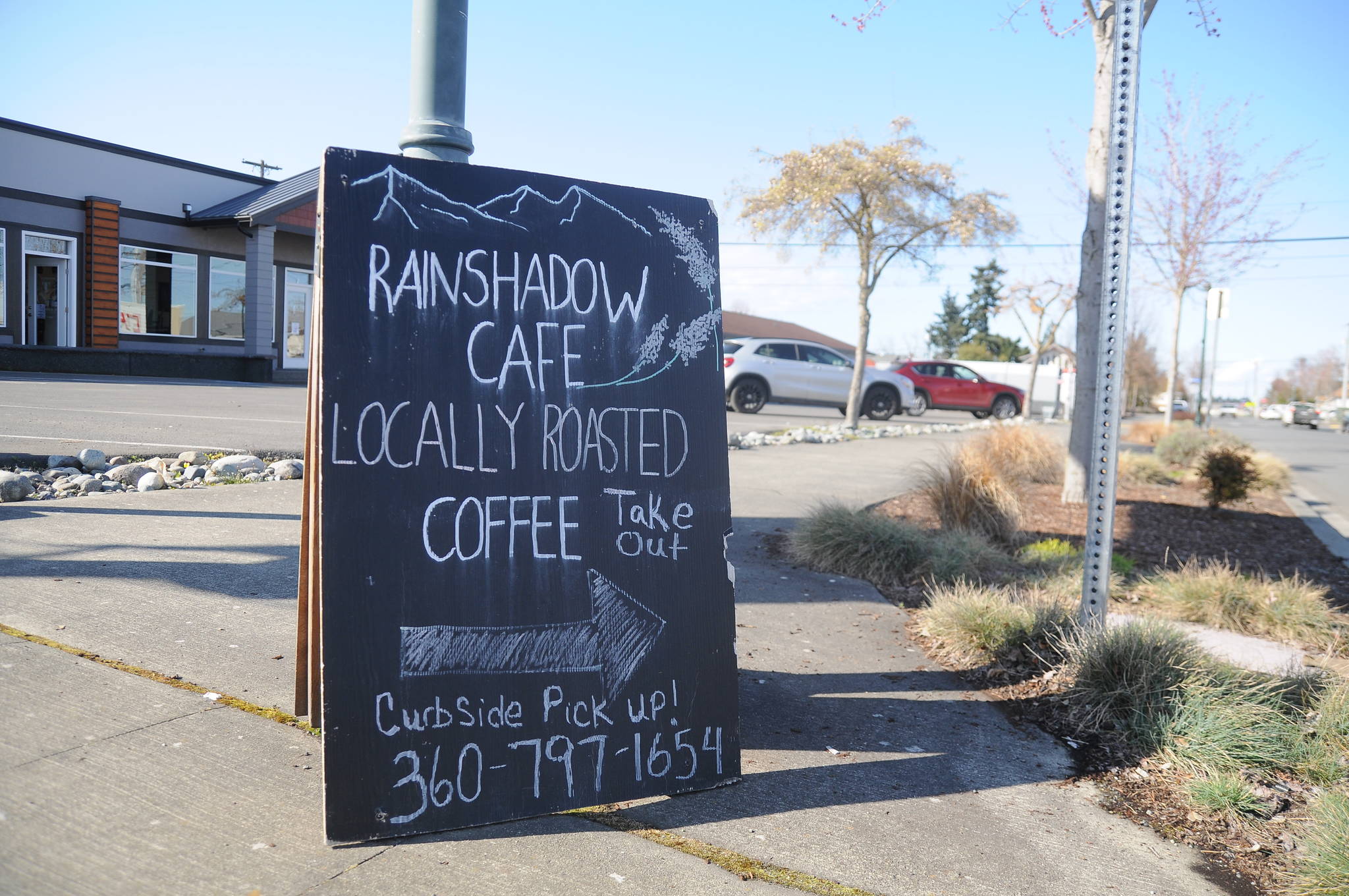 Sequim’s Rainshadow Cafe is one of a number of local businesses offering take out/curbside pick-up. Sequim Gazette photo by Michael Dashiell