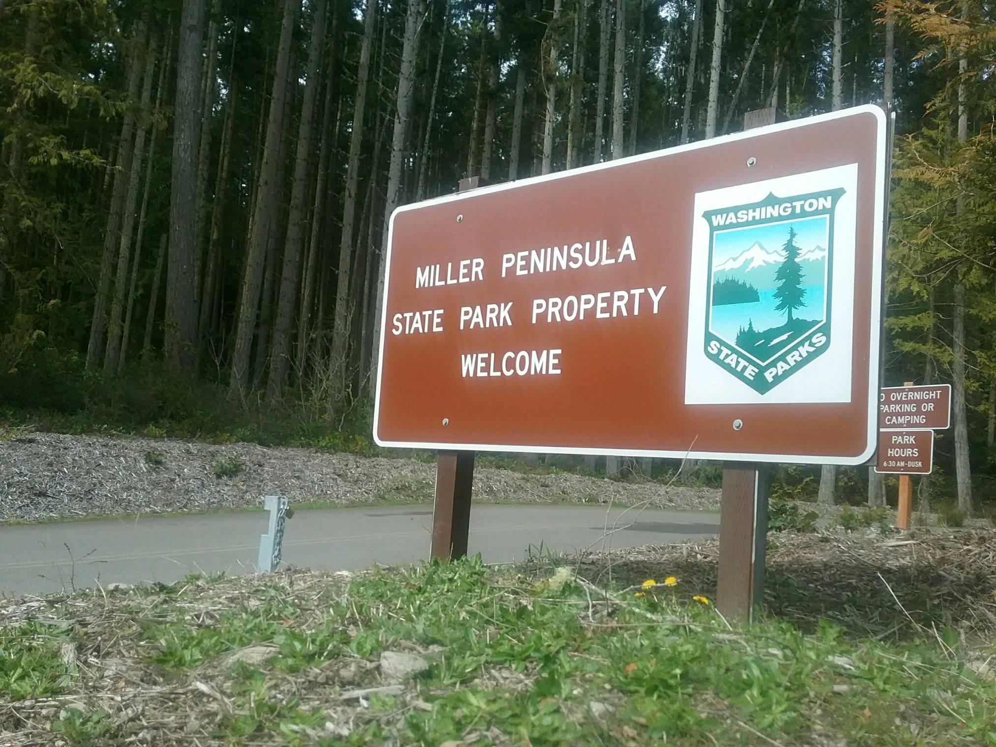Miller Peninsula State Park, along with other state, county and city parks and wildlife areas, remains closed following Gov.r Jay Inslee’s “Stay Home, Stay Healthy” order. Sequim Gazette photo by Michael Dashiell