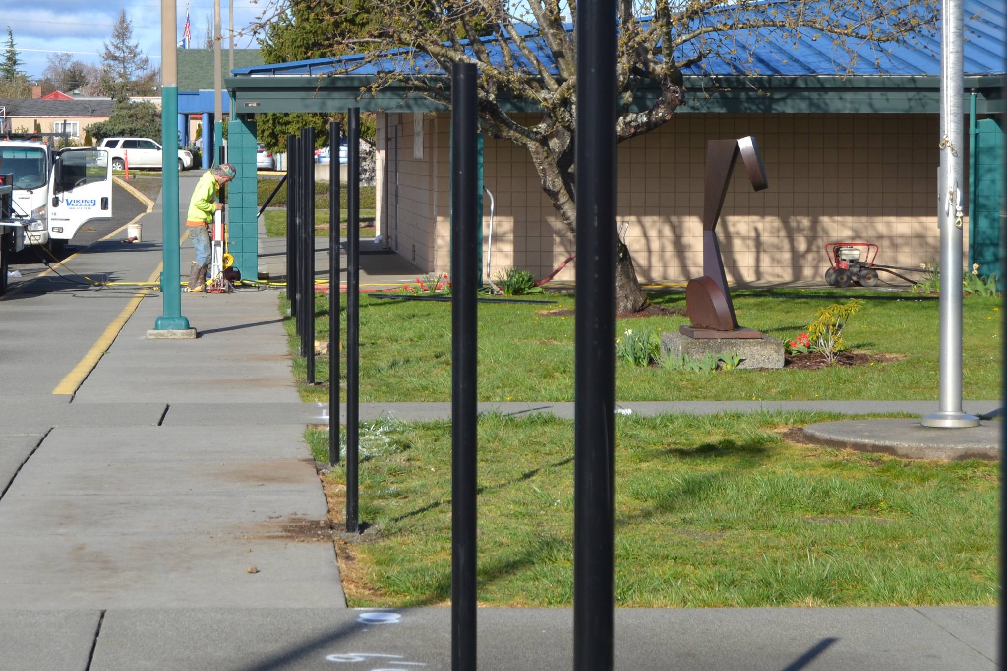 A new fence went up around Helen Haller Elementary during Spring Break to limit access into the school. Sequim Gazette photo by Matthew Nash