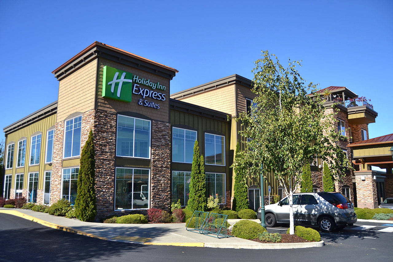 Holiday Inn Express owner seeks chapter 11 bankruptcy to keep hotel