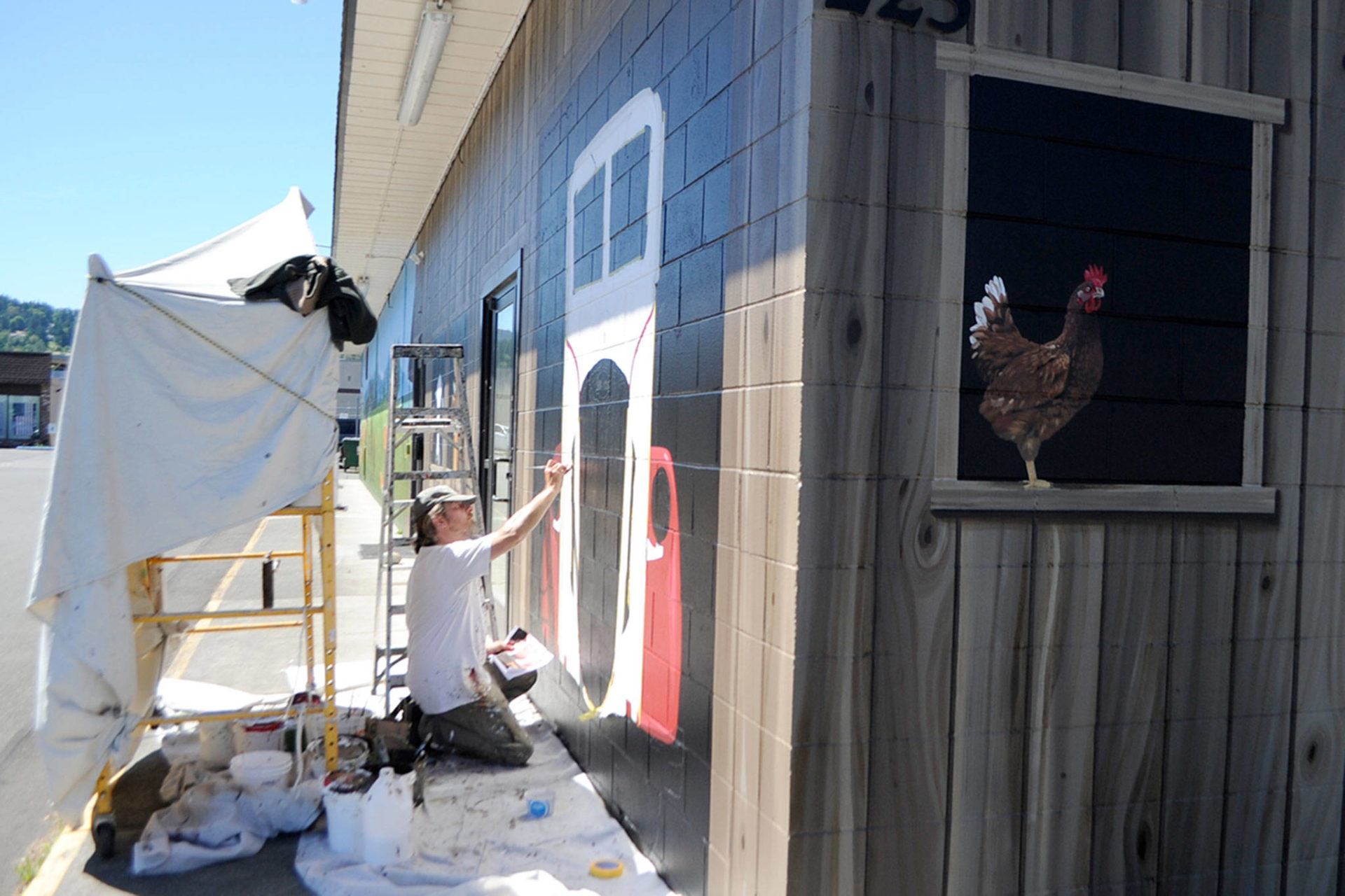 Quilt shop commissions mural of Sequim’s dairy history Sequim Gazette