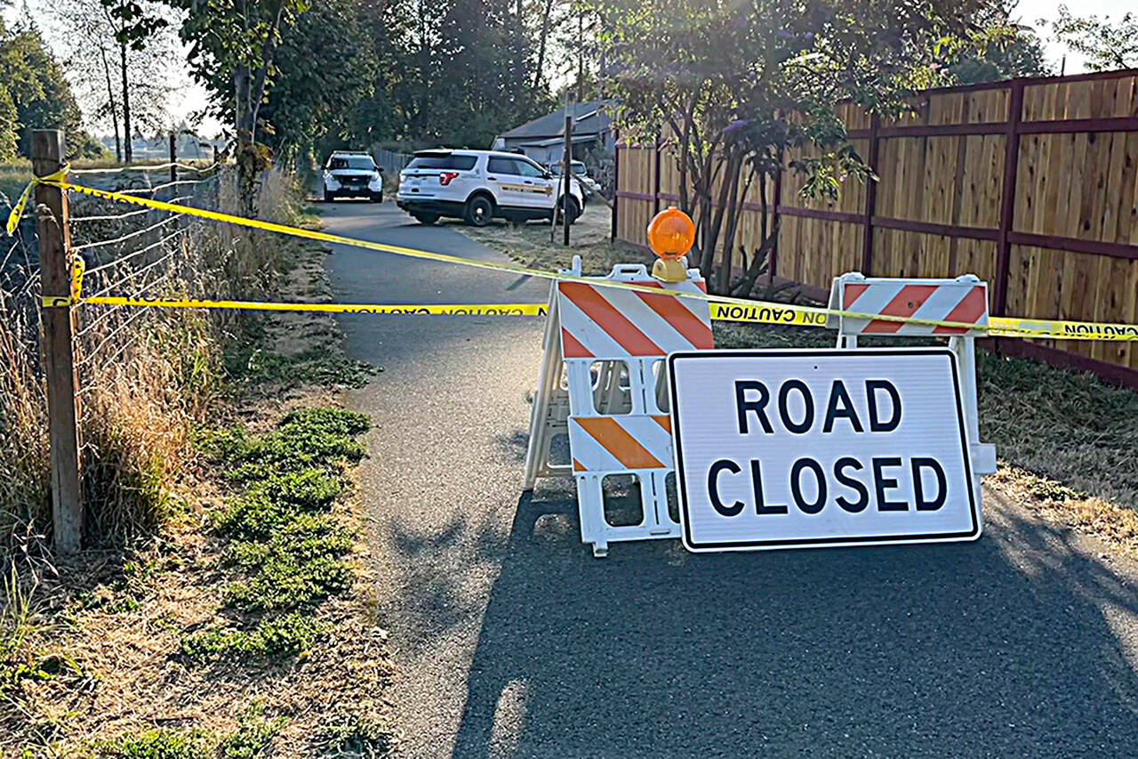Sequim Gazette photo by Matthew Nash
A portion of the Olympic Discovery Trail between the Dungeness River Nature Center and Priest Road was closed for several hours the morning of Sept. 22 due to an active shooter scenario.