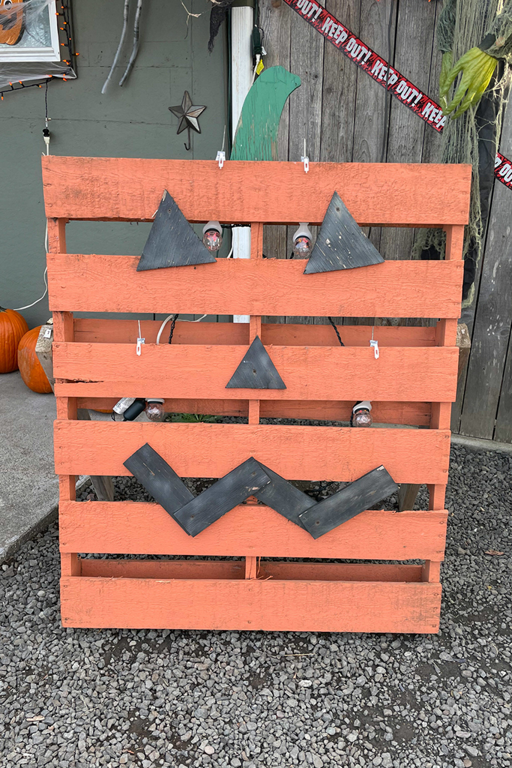 Sequim Gazette photo by Matthew Nash/ After finding this project online, Lindsey Kester said she had all the materials already and she and her daughters made this pumpkin crate decoration.