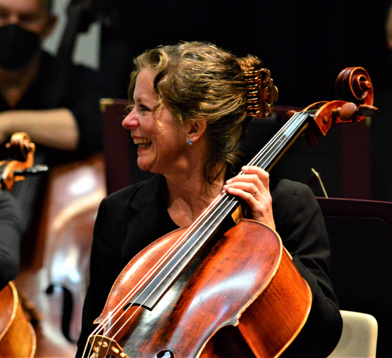 Photo by Diane Urbani de la Paz / Cellist Traci Winters Tyson is the chairperson of the Alice Rapasky Memorial Scholarship Fund.
Photo by Diane Urbani de la Paz / Cellist Traci Winters Tyson is the chairperson of the Alice Rapasky Memorial Scholarship Fund.