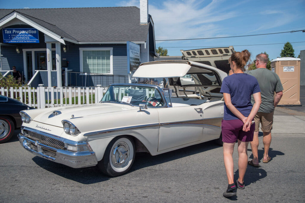 PHOTOS Carshow stoppers at Sequim Prairie Nights Sequim Gazette