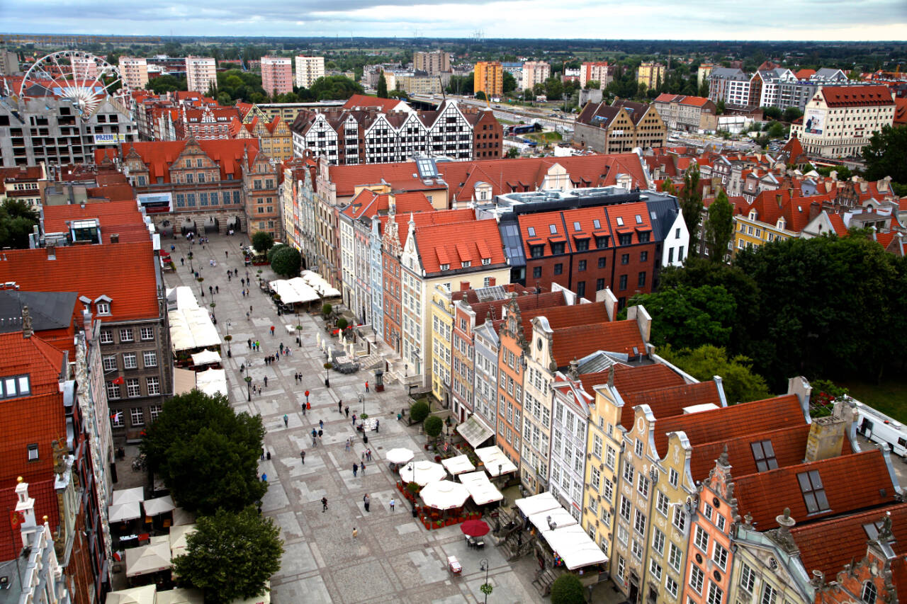 Photos courtesy of Arvo and Christiane Johnson
Arvo and Christiane Johnson explore Old town, Gdansk.