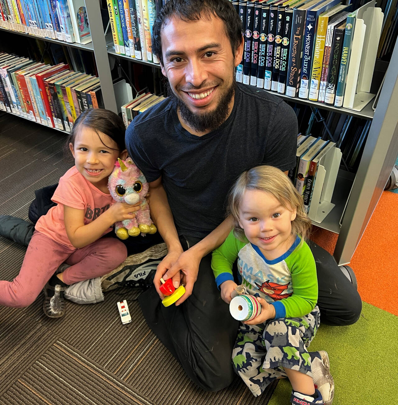 Photo courtesy of North Olympic Library System / Celebrate el Día del Niño/Children’s Day with the North Olympic Library System in Forks on April 27 and in Sequim on April 30.