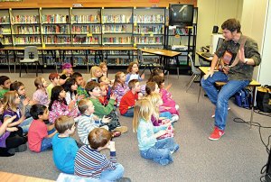 Sing a Song, Write Along