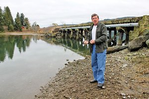 Discovery Bay ‘choke hold’ threatens trail