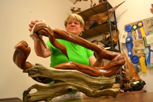 Driftwood sculptors shape fifth lavender show