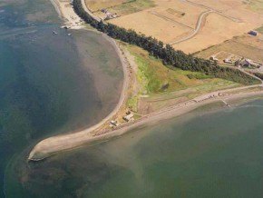 Bacteria count leads Clallam County to close Cline Spit beach