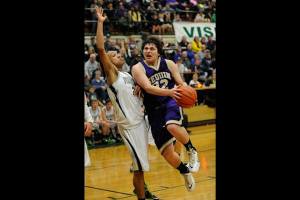 Boys basketball: Wolfpack smacks Riders