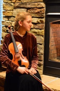 Kate Powers plays mostly original tunes. She’s the featured musical guest at Music Live with Lunch on April 19.