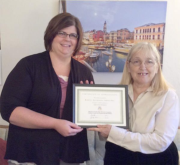 Carrie Heaton (left)