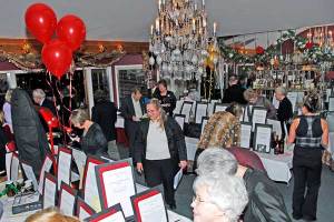 Symphony looks for high note at auction