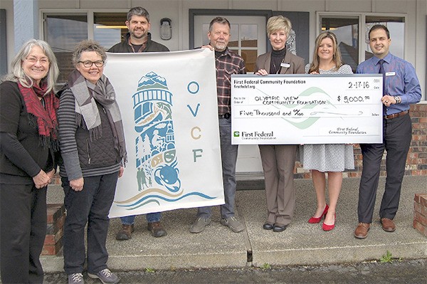 From left are Sue Ellen Riesau